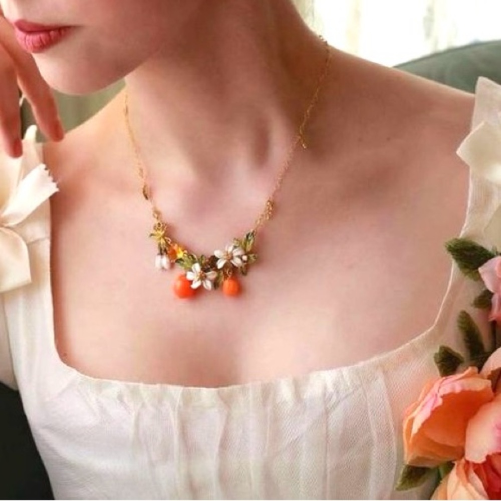 Les Nereides - GARDENS IN PROVENCE ORANGE SHORT NECKLACE as seen on Bridgerton!